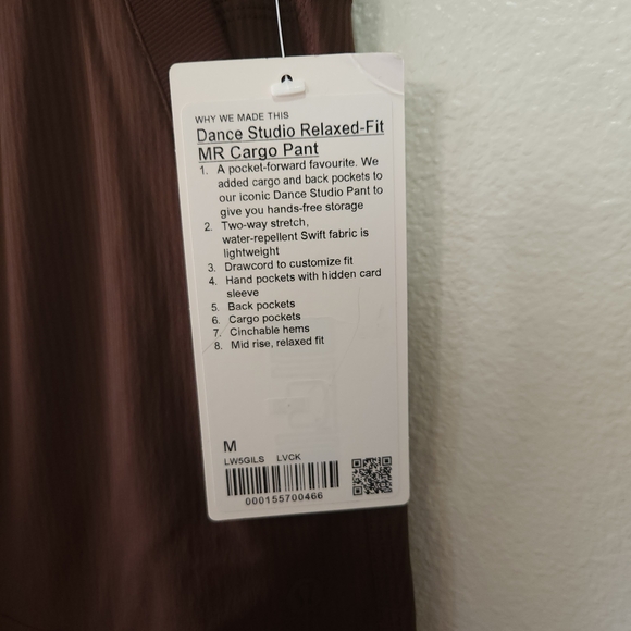 Lululemon Size Medium Espresso Dance Studio Cargo Pants - Picture 7 of 9